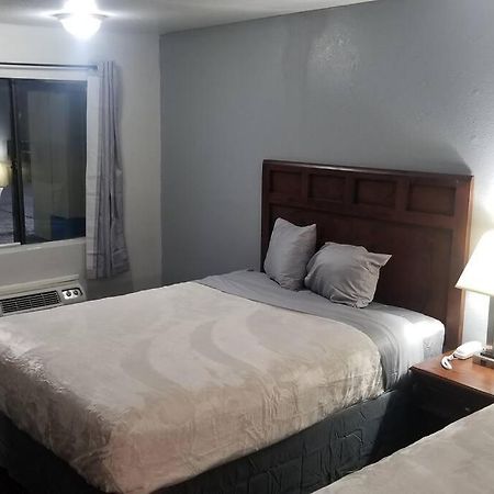סטילווטר Hotel 2 Queens Beds Hotel Room 127 מראה חיצוני תמונה